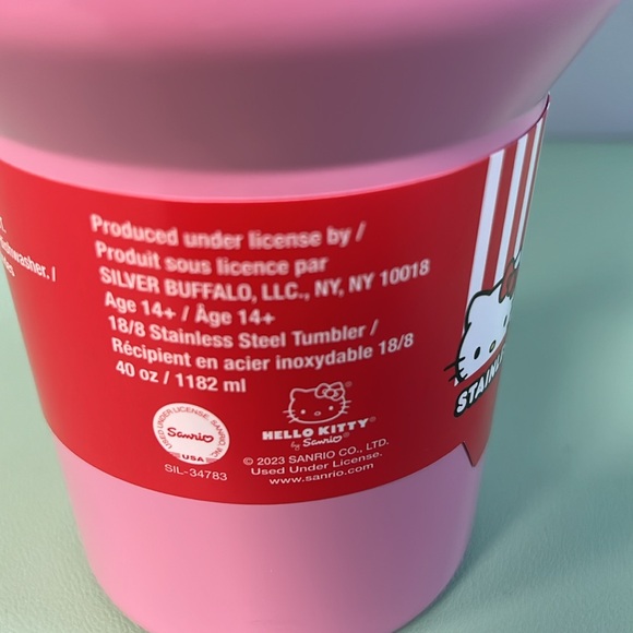 Hello Kitty Waving Pink Stainless Steel Tumbler with Handle and Straw, 40 Ounces - Picture 10 of 10